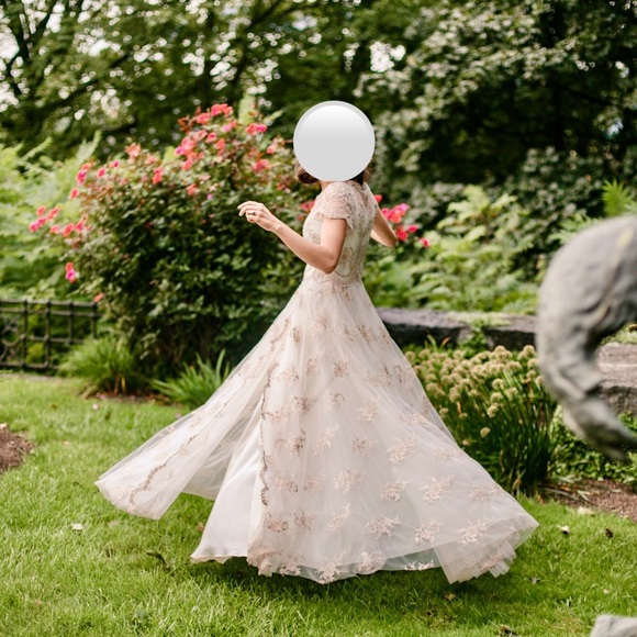 Vintage Style Artisan Wedding Dress - Picture 7 of 10